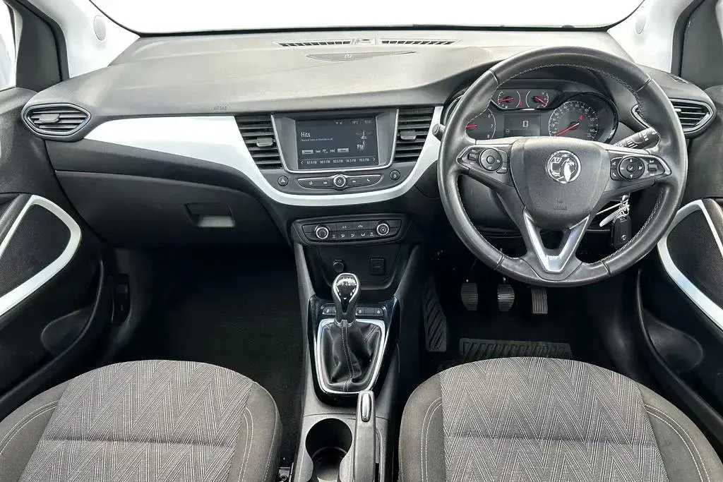 Used Vauxhall Crossland X S 83 HP (61 kW) 2020 Orange SUV