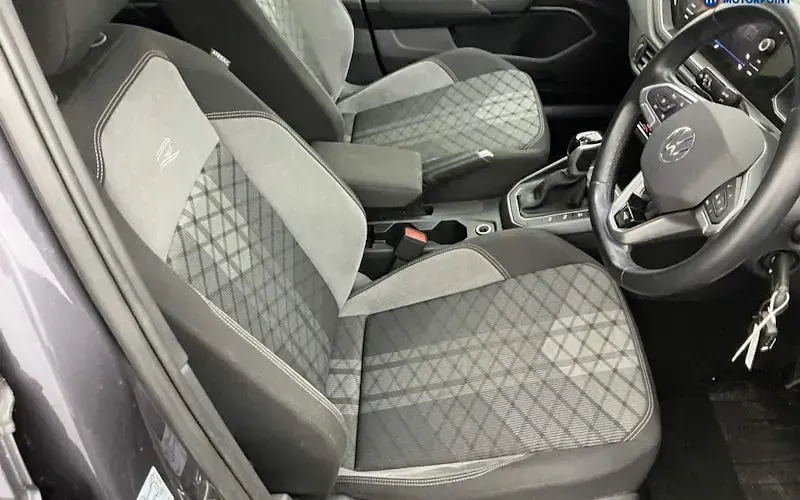 Used VW Taigo R-line 116 HP (85 kW) 2024 Grey SUV