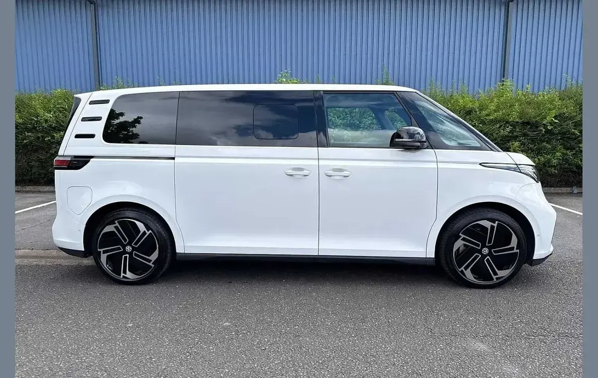 Used VW ID. Buzz GTX 250 kW (340 HP) 2025 White MPV