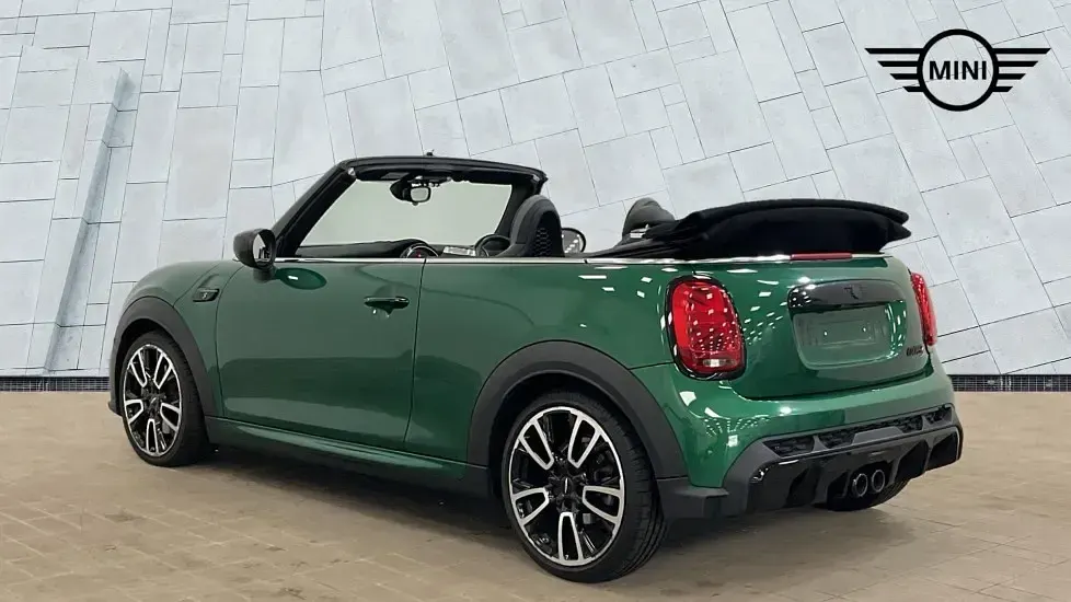 Begagnad Mini Cooper S Sport 176 HK (129 kW) 2021 Grön Halvkombi