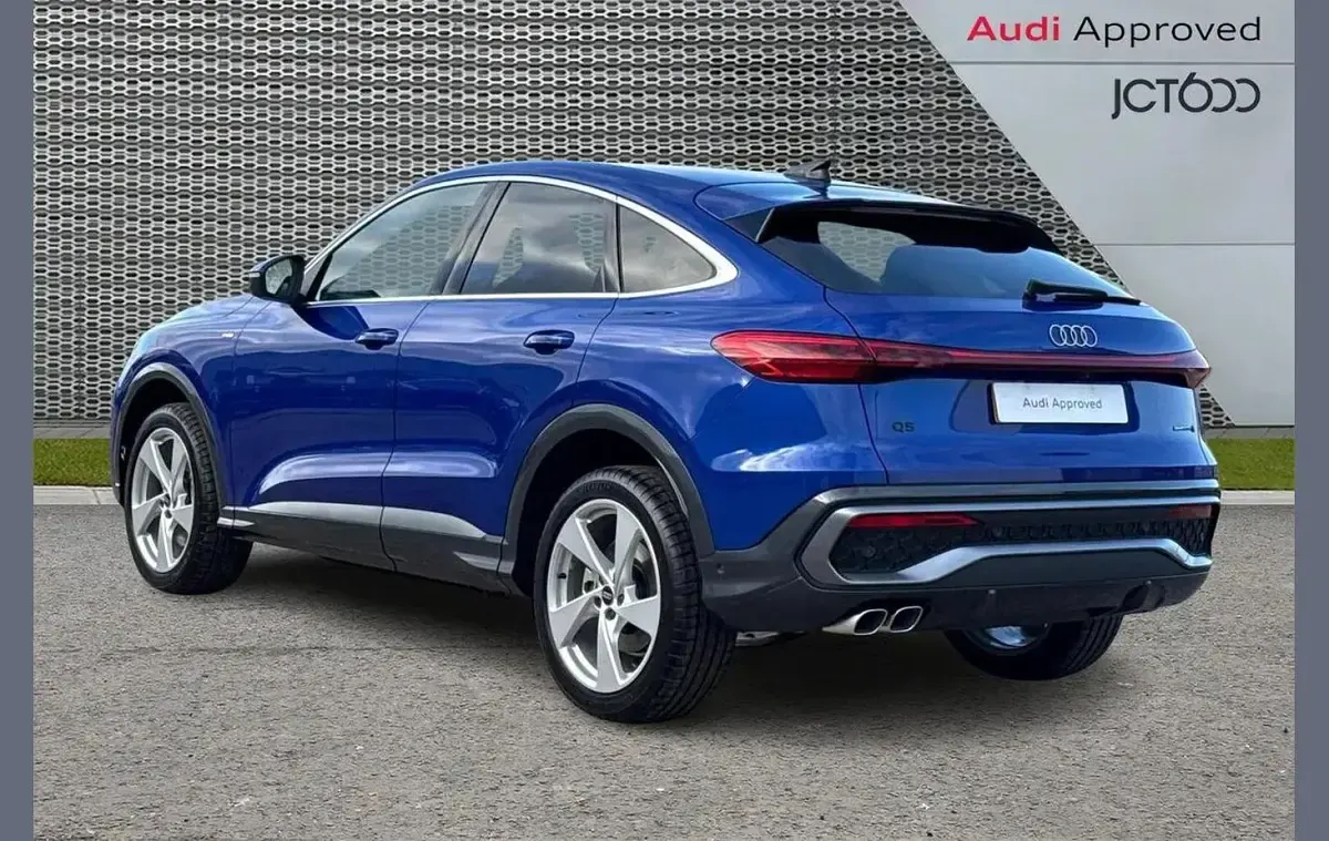 Used Audi Q5 S-Line 204 HP (150 kW) 2026 Blue SUV