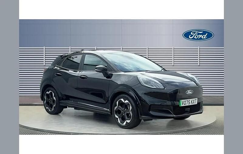 Black New 2025 Ford Puma Gen-E Premium SUV | £24,481 (Fair price) - Image 1/4