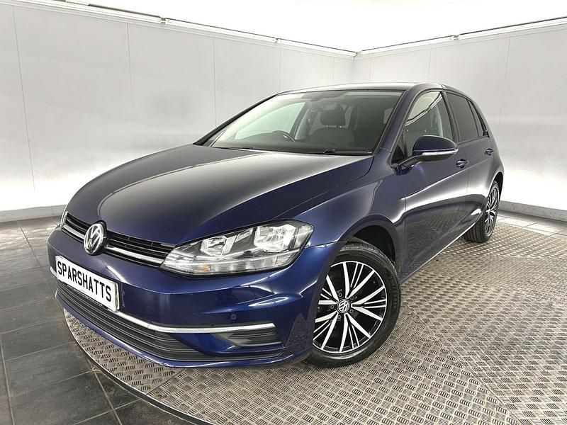 Used VW Golf VII SE 110 HP (80 kW) 2018 Blue Hatchback