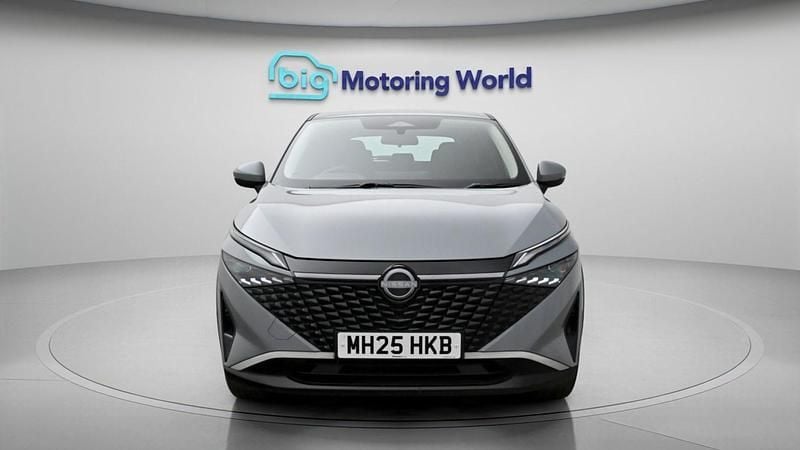 Used Nissan Qashqai Acenta Premium 140 HP (102 kW) 2025 Grey SUV