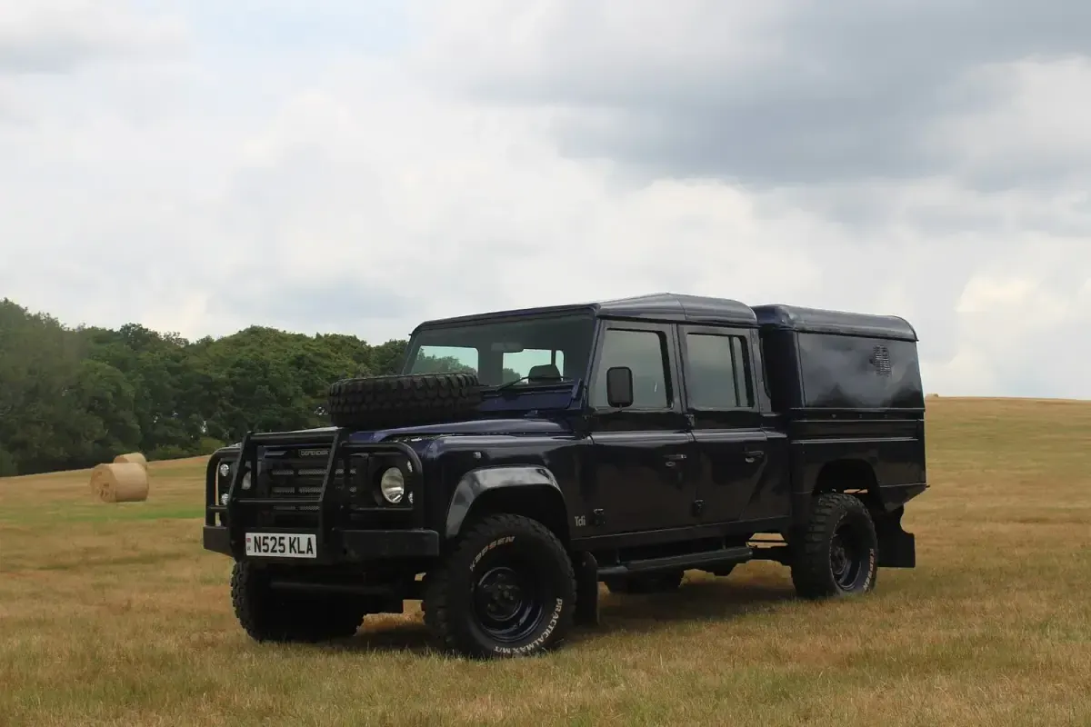 Used Land Rover Defender 1996 Blue