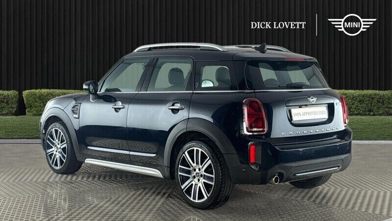 Used Mini Cooper Countryman Exclusive 134 HP (98 kW) 2022 Black SUV