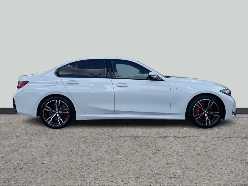 Begagnad BMW 320 M Sport 184 HK (135 kW) 2025 Vit Sedan