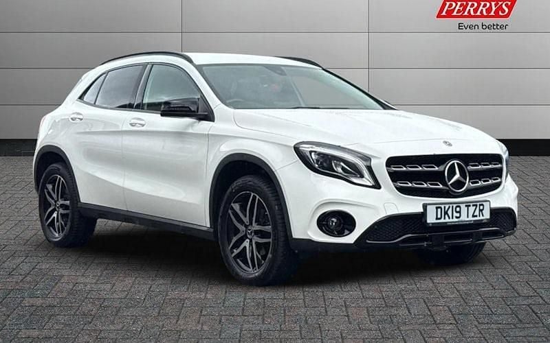 Used 2020 Mercedes GLA180 Urban SUV | £14,950 (Fair price) - Image 1/4