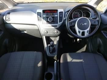 Used Kia Venga 89 HP (65 kW) 2015 Red Hatchback