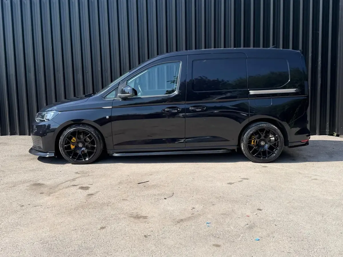 Used VW Caddy S 102 HP (75 kW) 2022 Black MPV