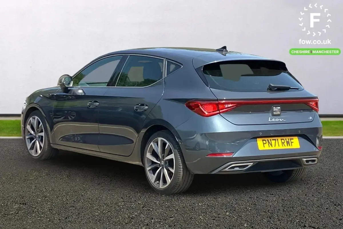 Used Seat Leon FR Sport 150 HP (110 kW) 2022 Grey Hatchback