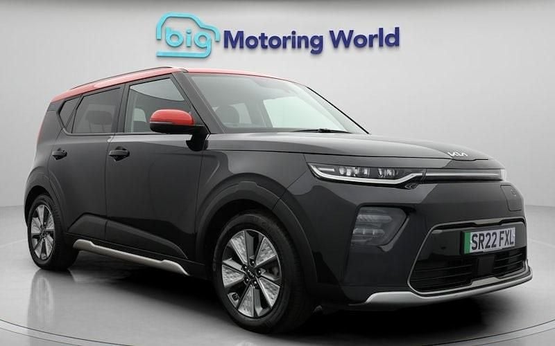 Used 2022 Kia Soul EV SUV | £14,600 (Fair price) - Image 1/4