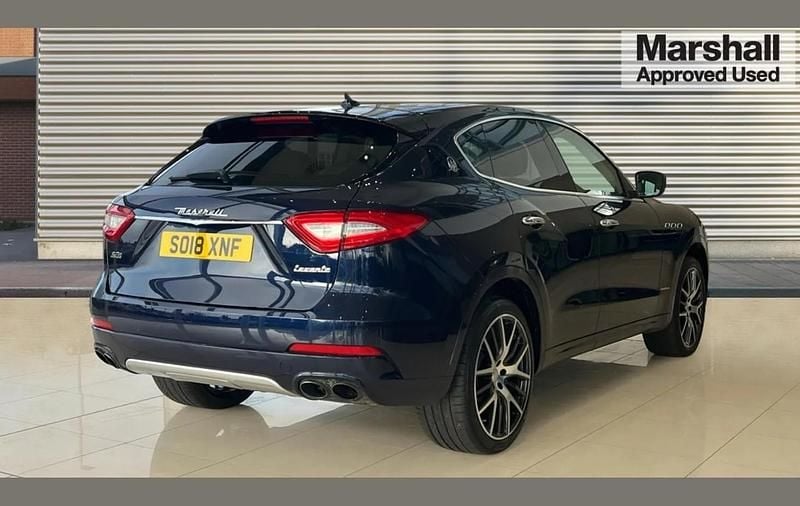 Used Maserati Levante GranLusso 423 HP (311 kW) 2018 Blue SUV