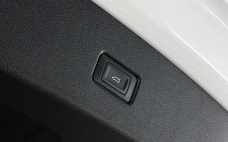 Used Audi Q5 Sportback 299 HP (219 kW) 2021 White SUV