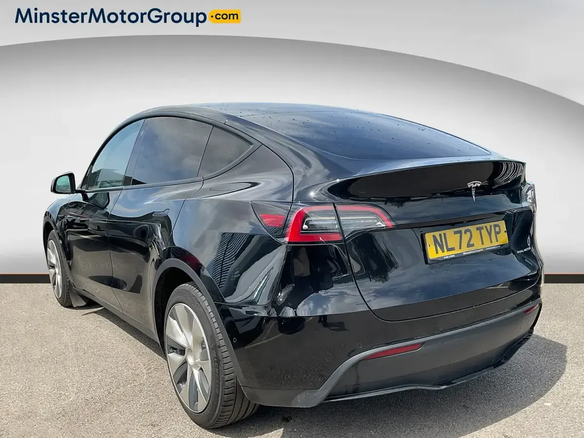 Used Tesla Model Y Long Range AWD 378 kW (514 HP) 2022 Black SUV
