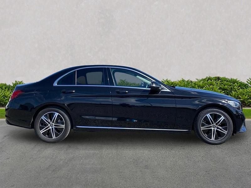 Begagnad Mercedes C200 2019 Svart Sedan