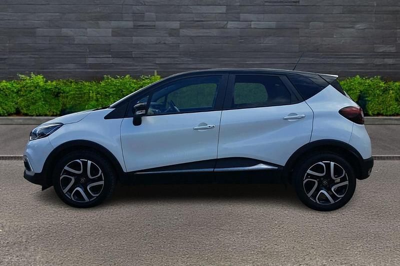 Used Renault Captur Iconic 89 HP (65 kW) 2018 SUV