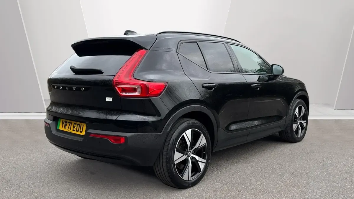 Used Volvo XC40 Plus 300 kW (408 HP) 2021 Black SUV
