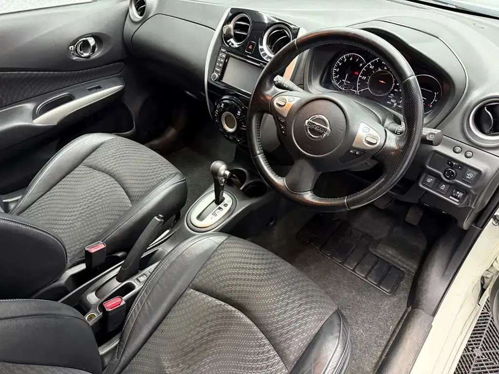 Used Nissan Note S 98 HP (72 kW) 2014 Hatchback