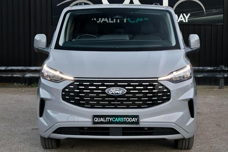 Used Ford Tourneo Titanium 170 HP (125 kW) 2026 Grey MPV