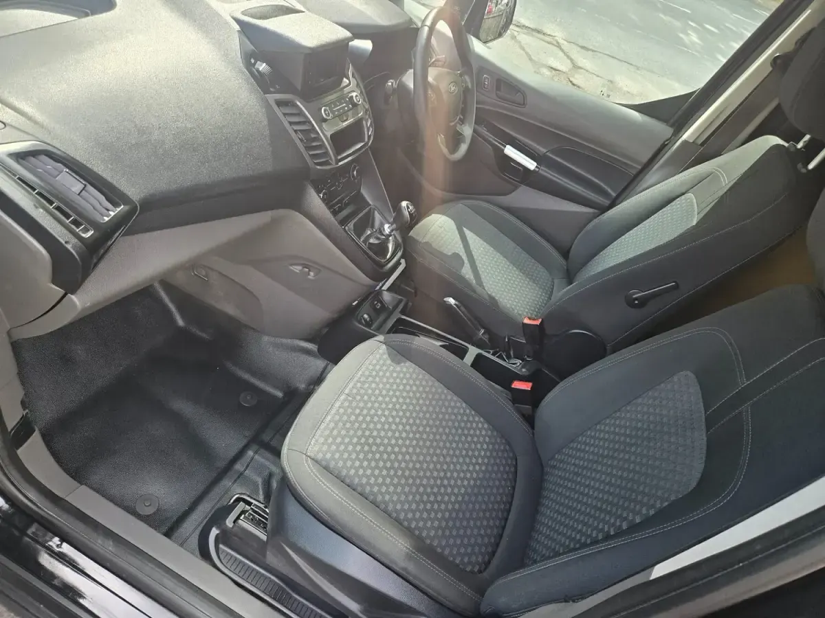 Used Ford Transit Connect Trend 100 HP (73 kW) 2022 Black MPV