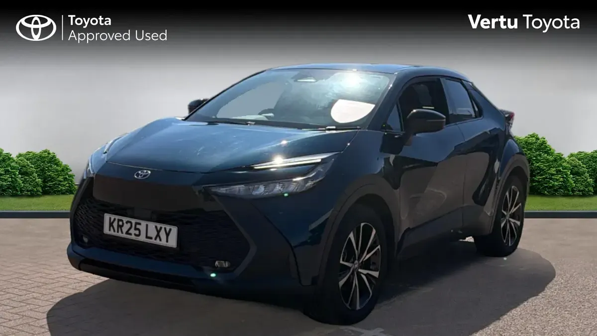 Used Toyota C-HR Design 140 HP (102 kW) 2025 Blue SUV