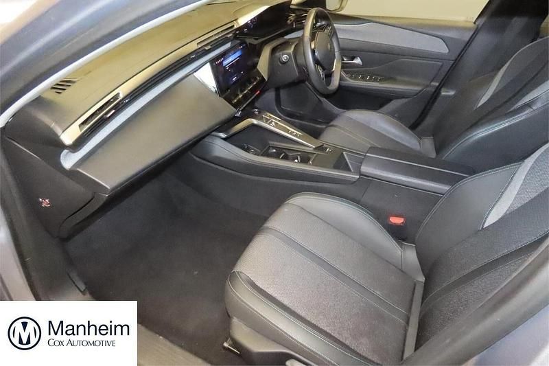 Used Peugeot 308 Allure Premium 130 HP (95 kW) 2022 Grey Hatchback