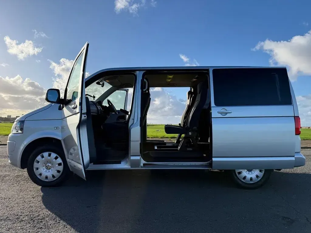 Used VW Transporter SE 180 HP (132 kW) 2014 Silver Van