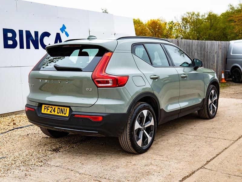 Używany Volvo XC40 Plus 2024 Zielony SUV