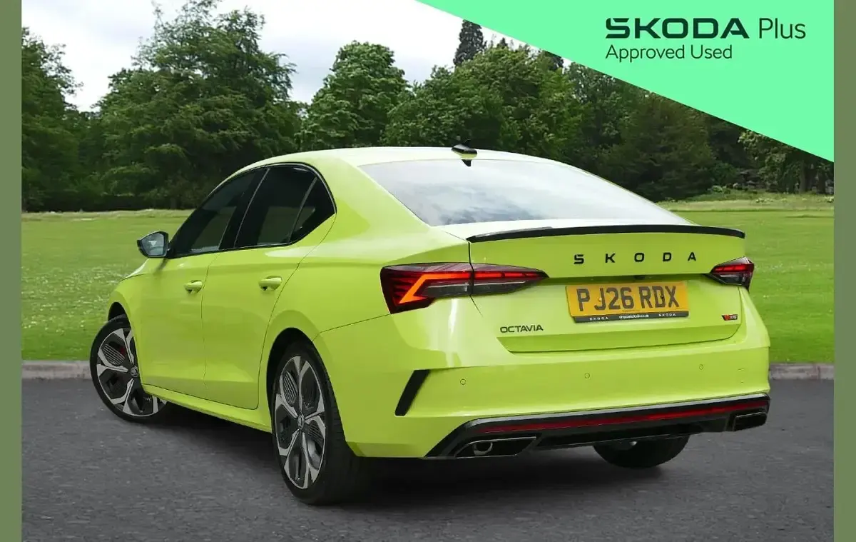 New Skoda Octavia vRS 265 HP (194 kW) 2026 Green Hatchback