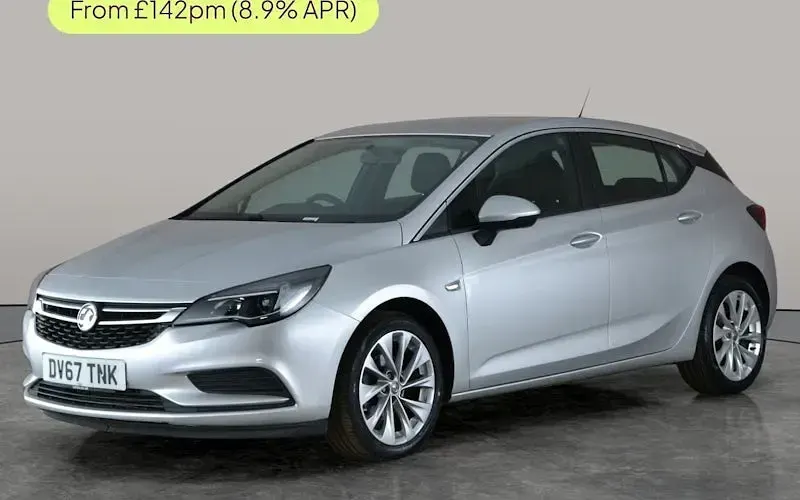 Used Vauxhall Astra Design Edition 125 HP (91 kW) 2019 Hatchback