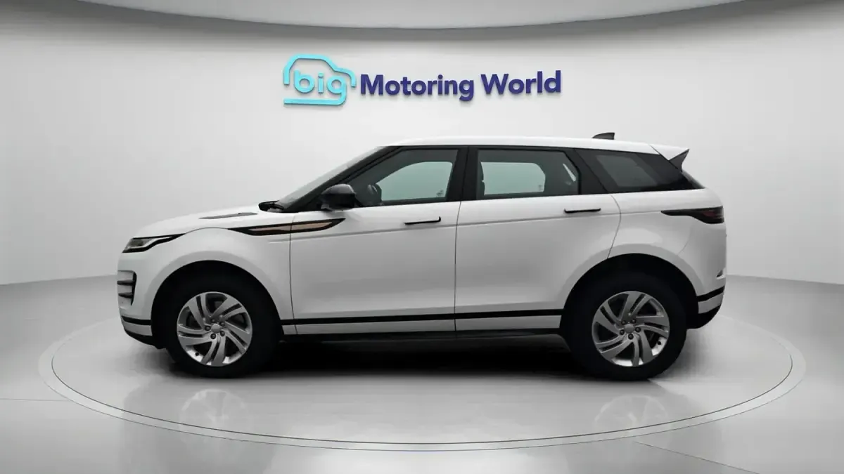 Used Land Rover Range Rover evoque R-Dynamic 2023 White SUV