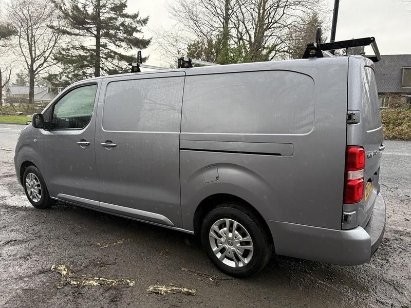 Second-hand Vauxhall Vivaro Sportive 2020 Gri Monovolum