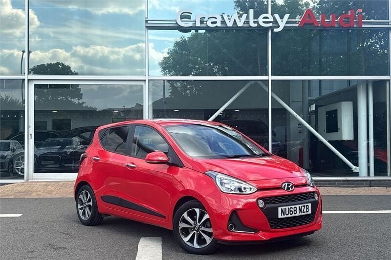 Red Used 2018 Hyundai i10 Premium SE Hatchback | £10,990 (Fair price) - Image 1/4