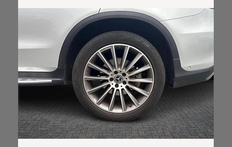 Used Mercedes GLC300 AMG Line Premium 241 HP (177 kW) 2020 Silver SUV