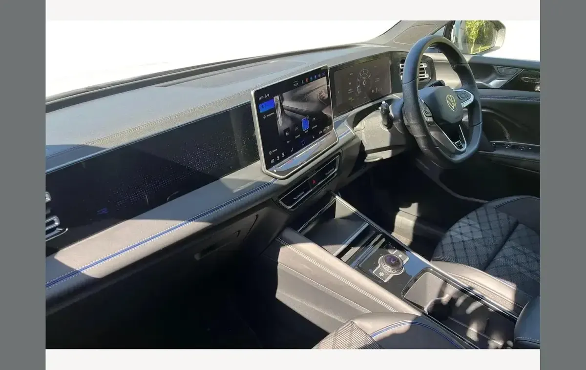 Used VW Tiguan R-line 150 HP (110 kW) 2025 White SUV