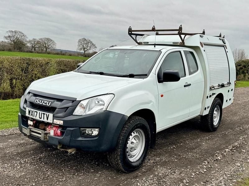 Used Isuzu D-Max 2017 White Pickup