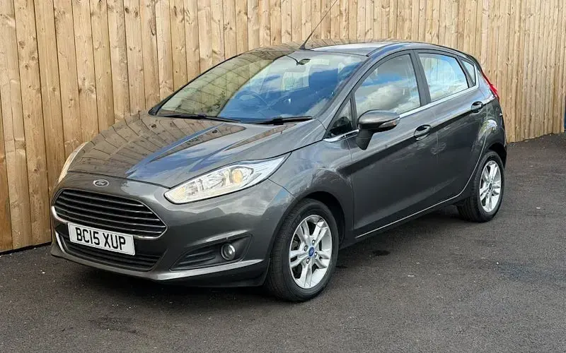 Used Ford Fiesta Zetec 75 HP (55 kW) 2017 Hatchback