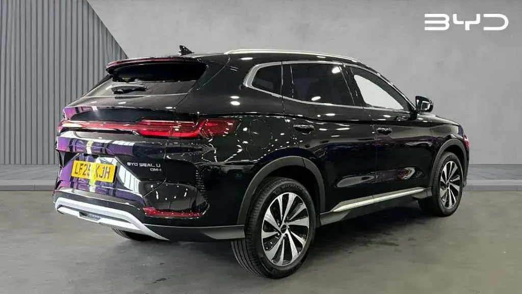 Used BYD Seal U Comfort 218 HP (160 kW) 2025 Black SUV