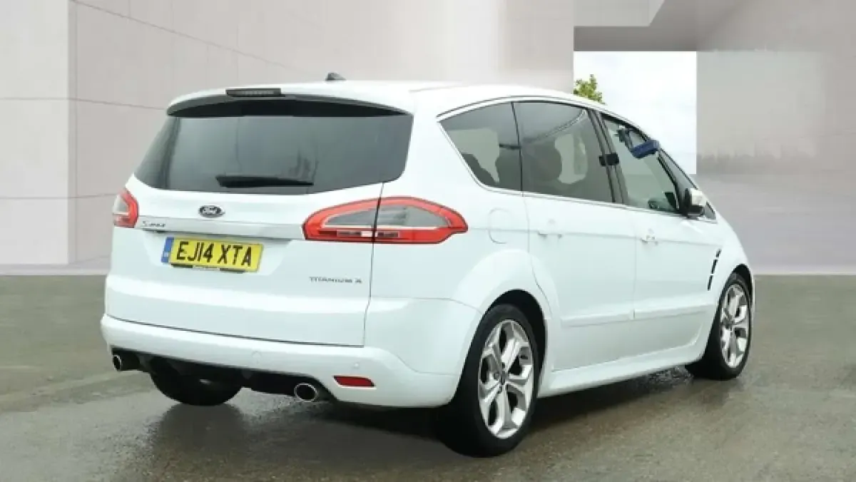 Used Ford S-MAX Titanium X 200 HP (147 kW) 2014 White MPV