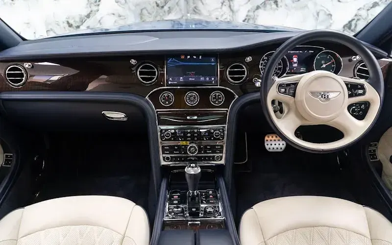 Used Bentley Mulsanne Mulliner 513 HP (377 kW) 2016 Blue Sedan