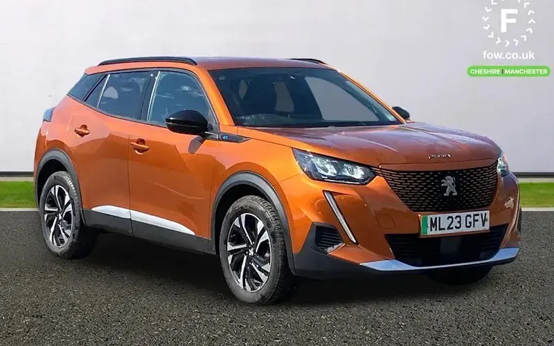 Used Peugeot e-2008 Allure+ 100 kW (136 HP) 2023 SUV
