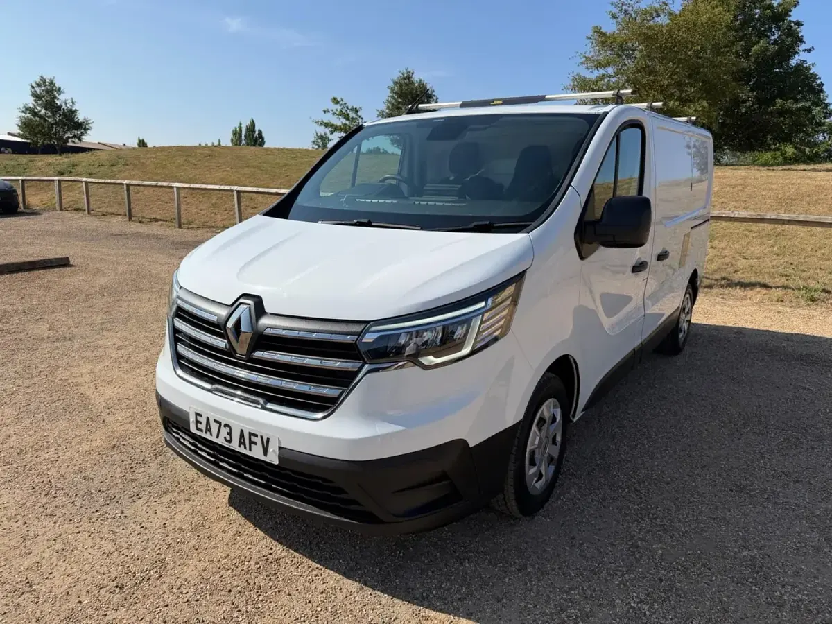 Used Renault Trafic Business 2023 White