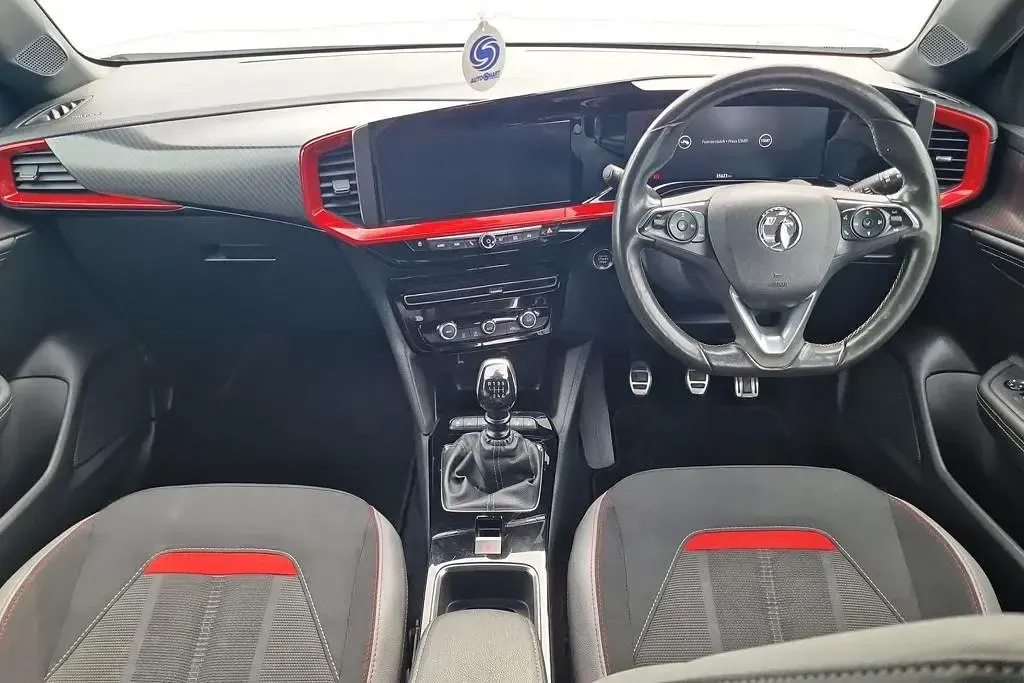 Used Vauxhall Mokka GS Line 130 HP (95 kW) 2022 White SUV