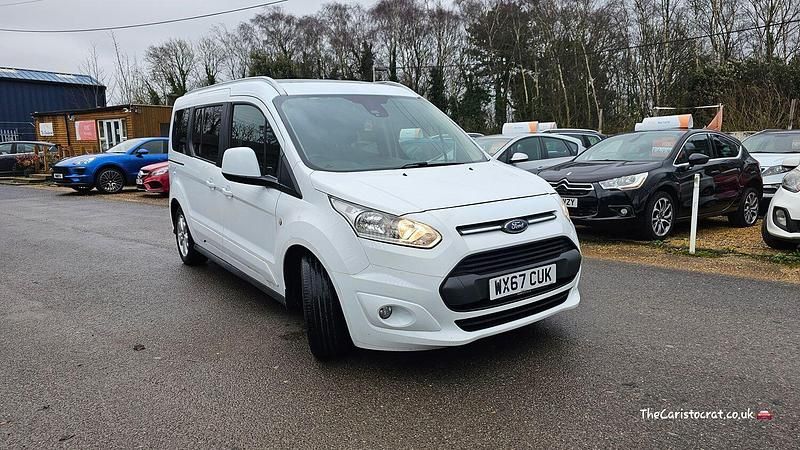 Used Ford Tourneo Connect Titanium 120 HP (88 kW) 2017 White MPV
