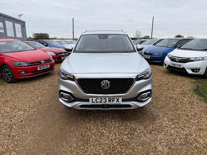 Usado MG HS Exclusive 162 CV (119 kW) 2023 Plateado SUV