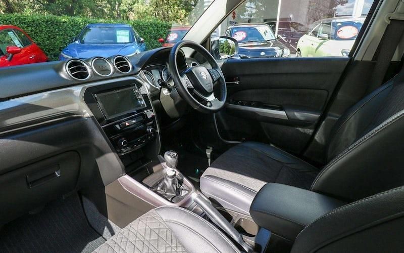 Used Suzuki Vitara SZ5 129 HP (94 kW) 2024 SUV