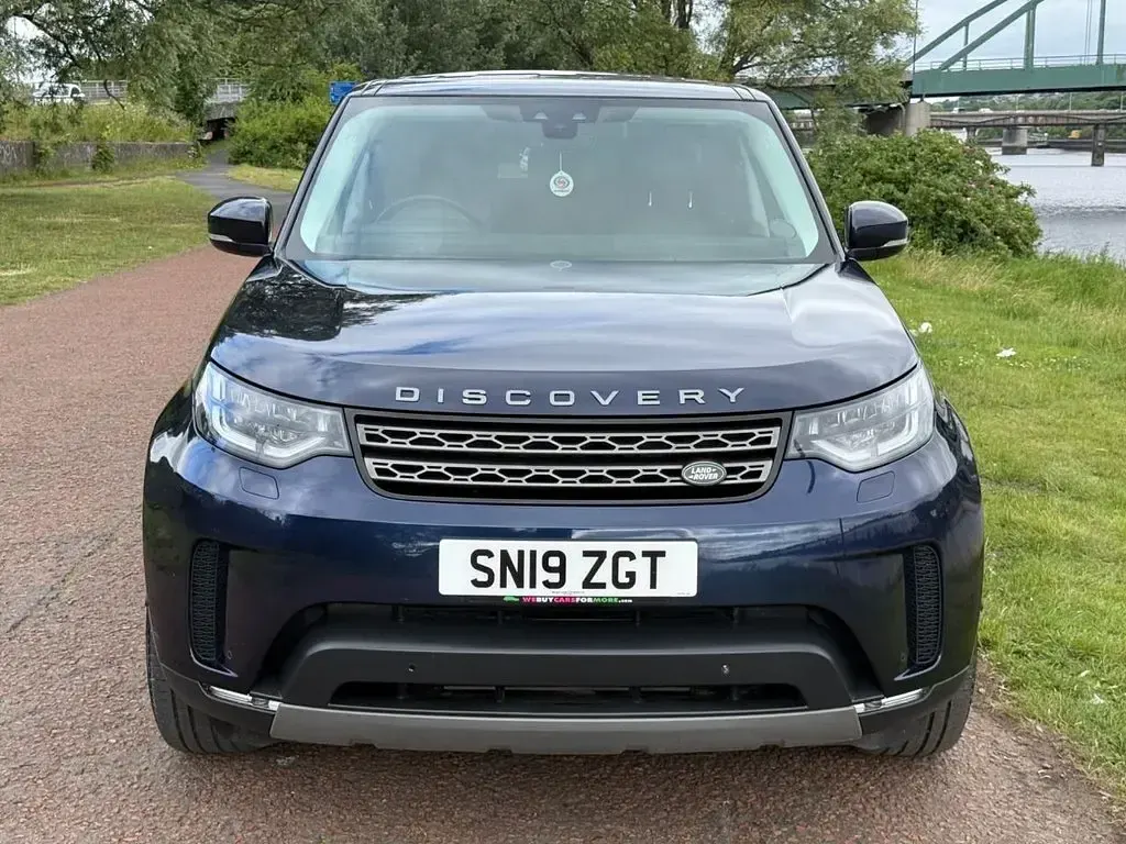 Used Land Rover Discovery SE 306 HP (225 kW) 2019 Blue SUV