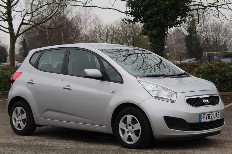 Silver Used 2012 Kia Venga 2 Hatchback | £3,290 (Good price) - Image 1/4