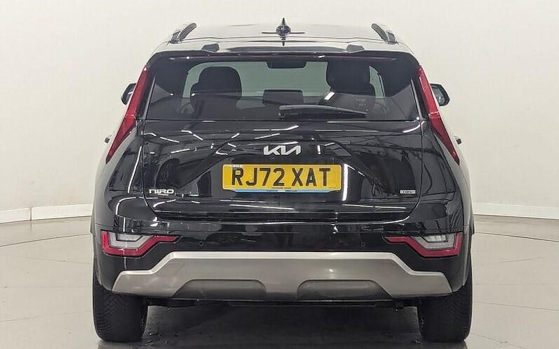 Used Kia Niro 141 HP (103 kW) 2022 Black SUV